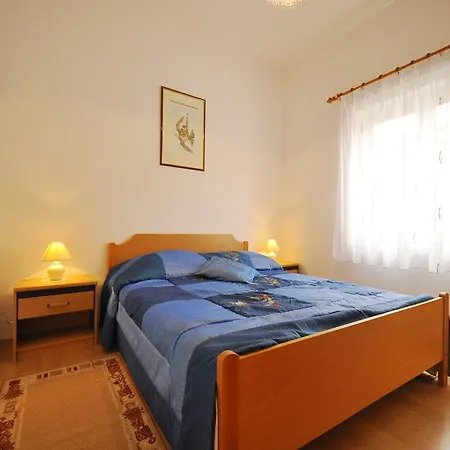 Maya 612 Apartment