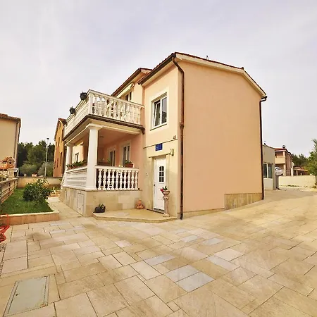 Apartment Maya 612 Fazana