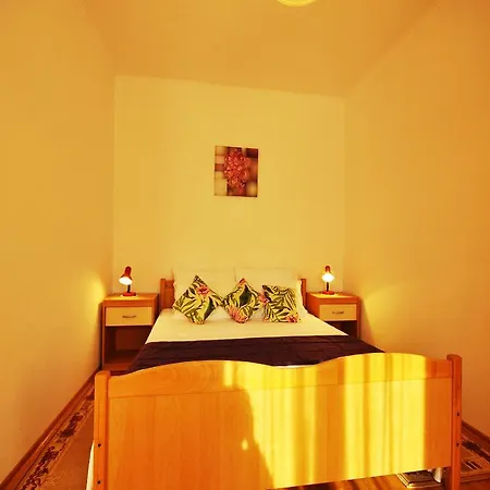 Maya 612 Apartment *